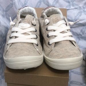 Dunes Sport Canvas Sneaker - Reesa